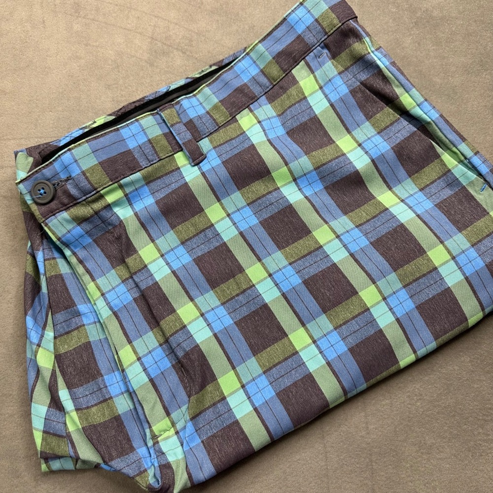 Tommy Bahama Shorts Mens Size 46 Blue Green Plaid Flat Front Regular Excellent